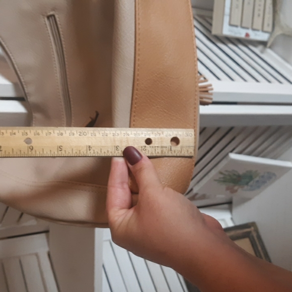 NWT Rosetti Purse with Tassle - Picture 9 of 10